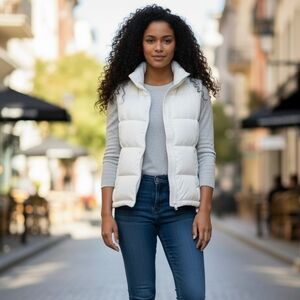 Banana Republic Quilted Feather Down Women's White Puffer Vest, Pockets, XS, EUC